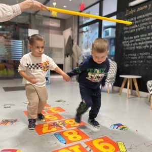 Nocenje oktobar - 126